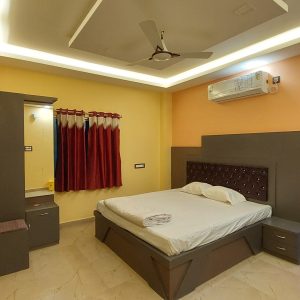 deluxe room -₹3500 /Night (3 Guests)